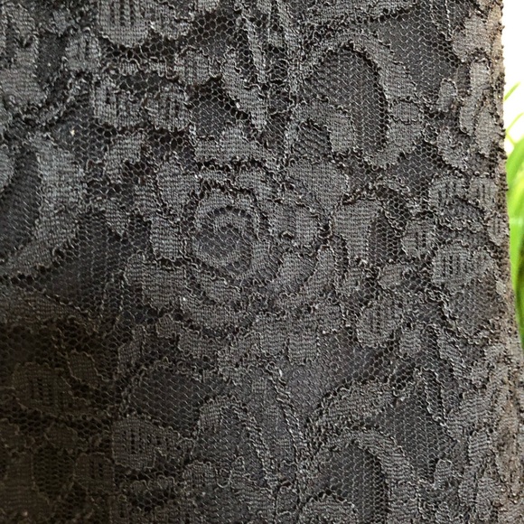 Little black dress 👗 - Picture 4 of 4